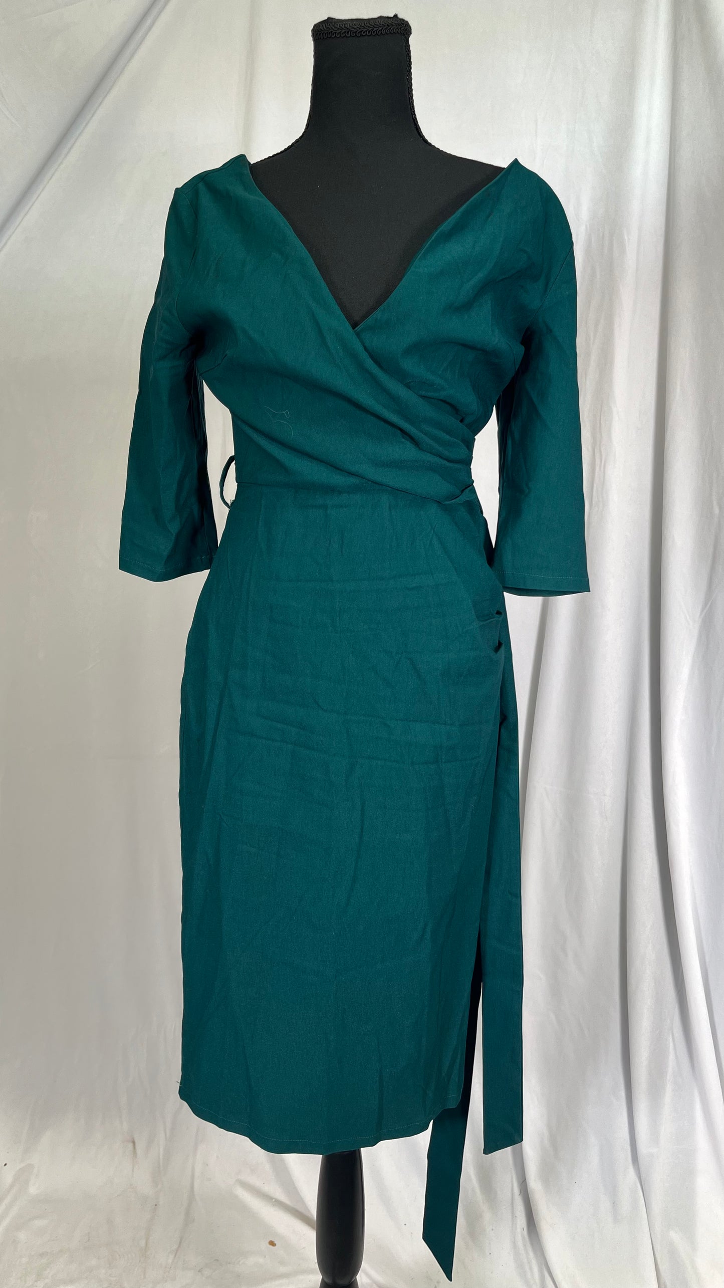 MUXXN Women's Vintage Faux Wrap V Neck 3/4 Sleeve Formal Party Work Dress with Belt, Dark Green, Large Size M