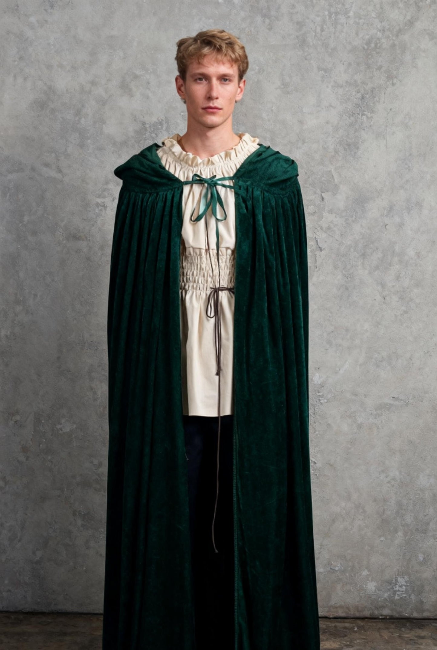 Hunter Emerald Green Crushed Velvet Full Length Hooded Cape - Size M