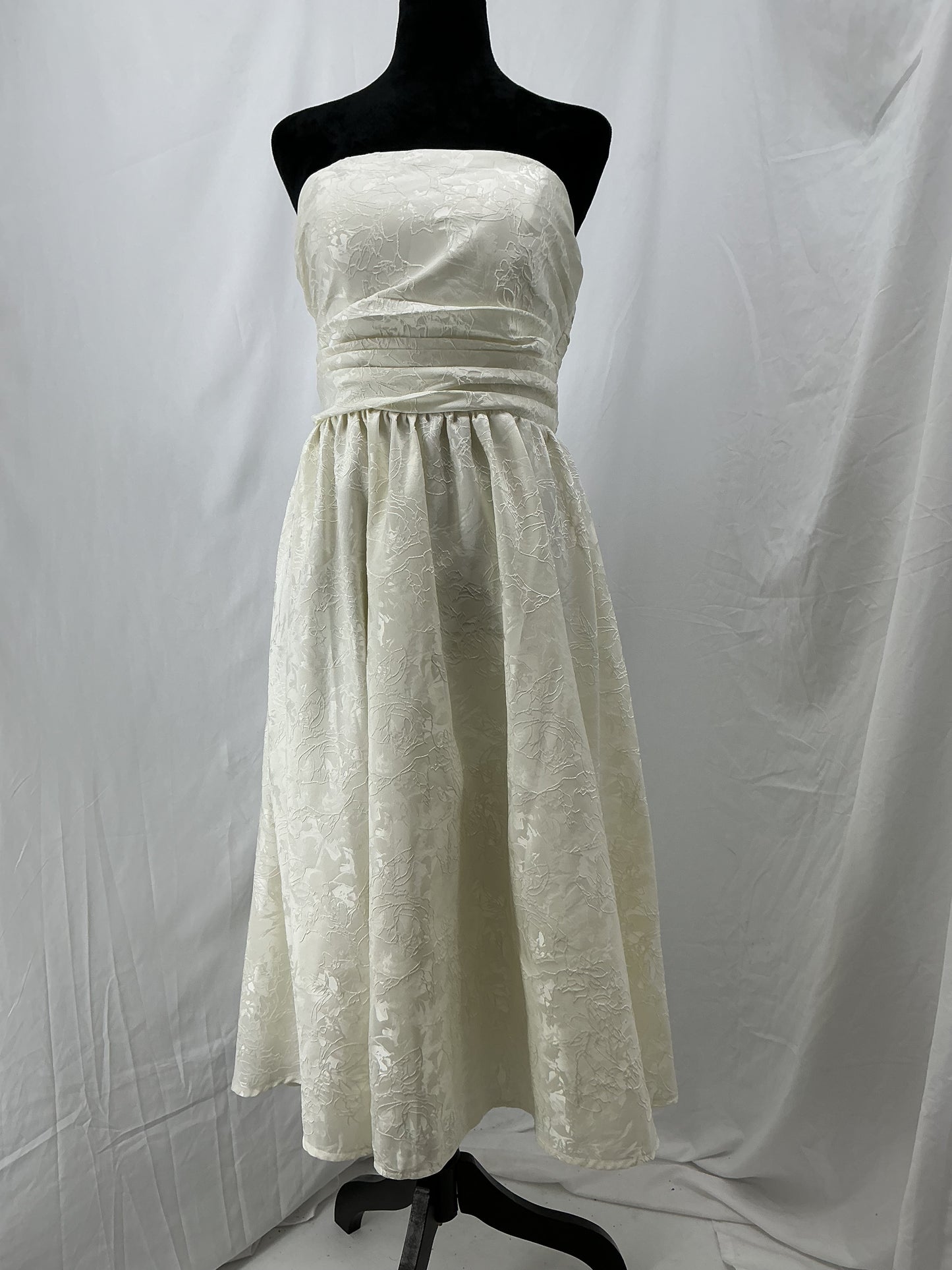 White Strapless Dress Size 8