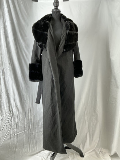SHEIN Long Grey Coat With Fur Collar And Cuffs Size S