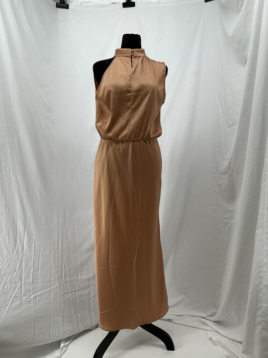 Pretty Garden Tan Dress Size M