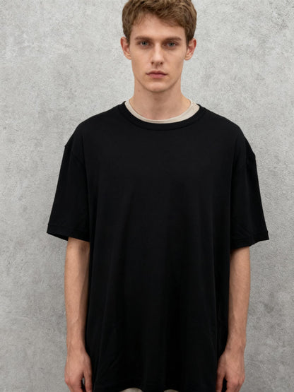 Black T-shirt Size L