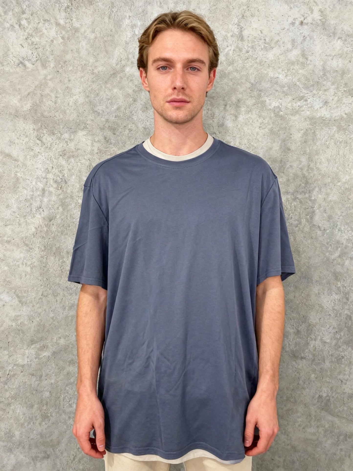 REALESSENTIALS Grey T-Shirt Size L