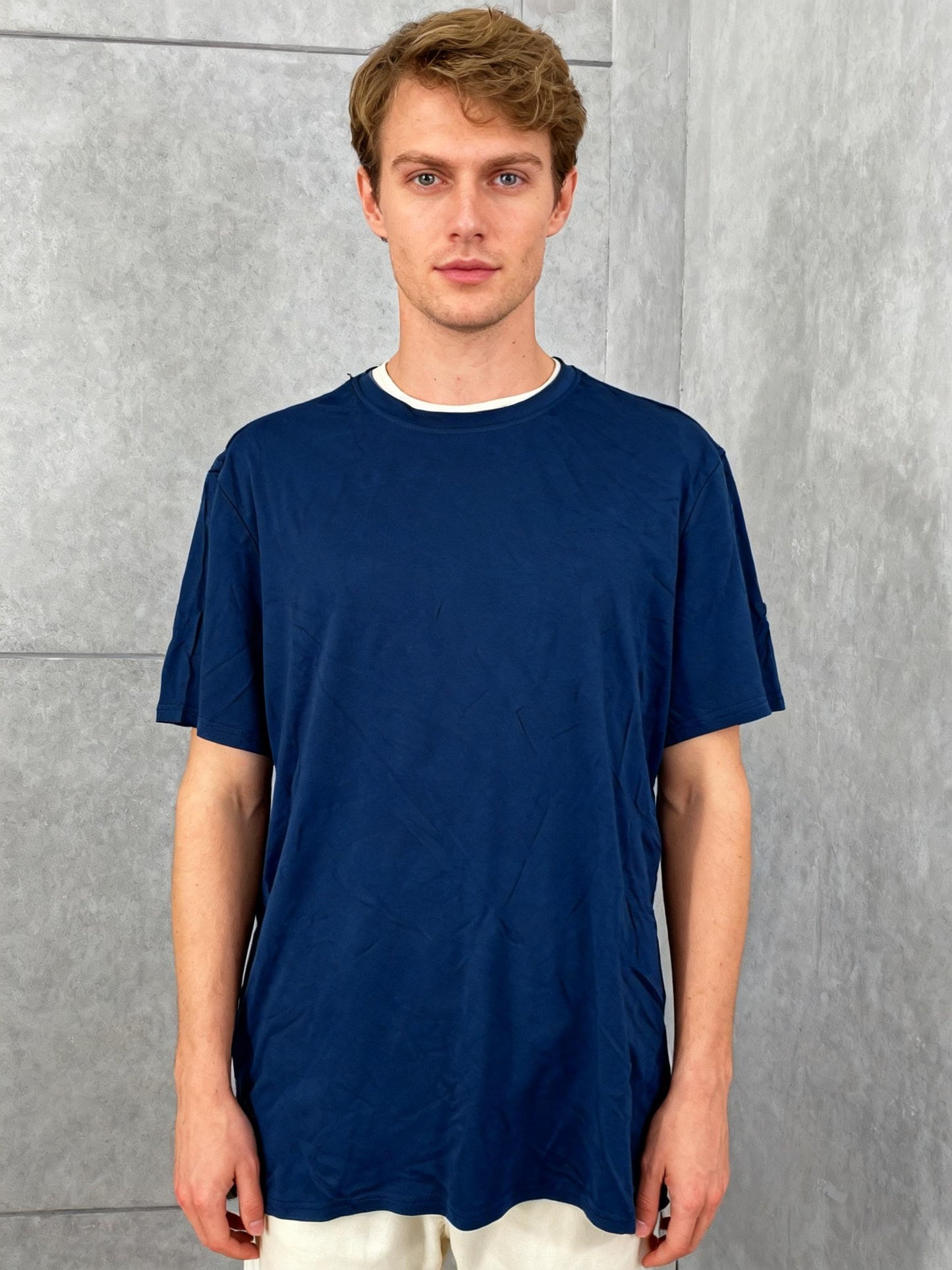 REALESSENTIALS Blue T-Shirt Size L