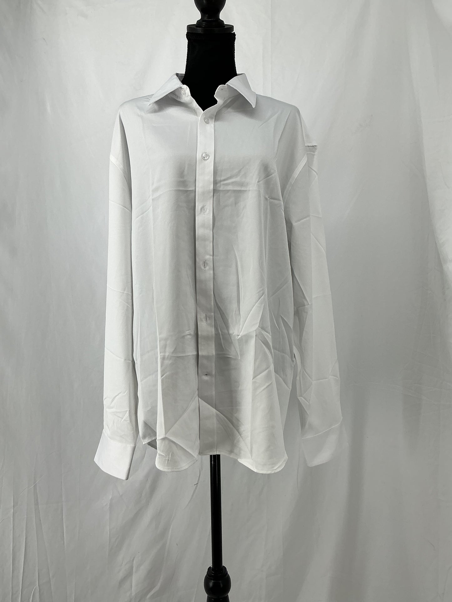 White Suit Shirt Sizxe XL