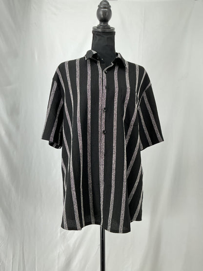 VATPAVE Black And Grey Striped T-Shirt Size L