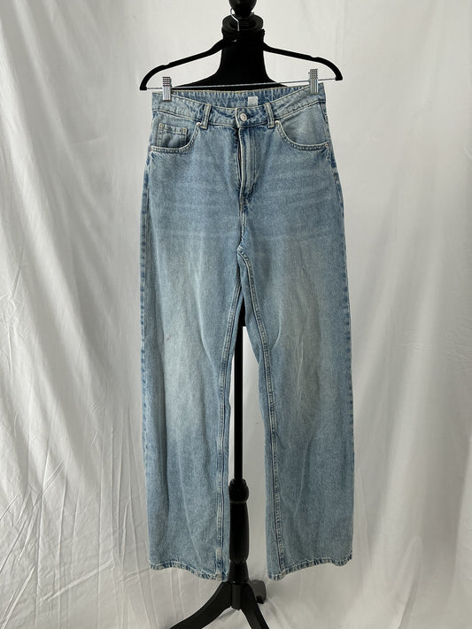 Light Blue Jeans Size 4