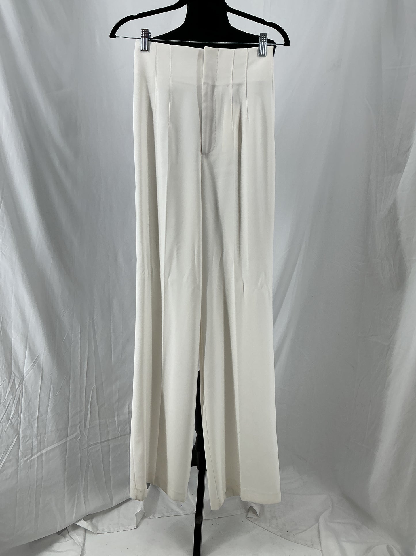 ZARA White Pants Size XS
