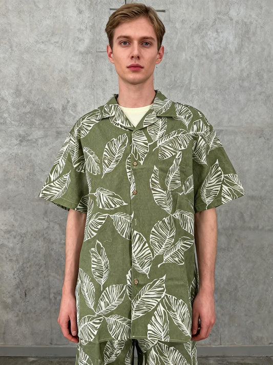Botanical Print Resort Shirt with Cuban Collar Size L
