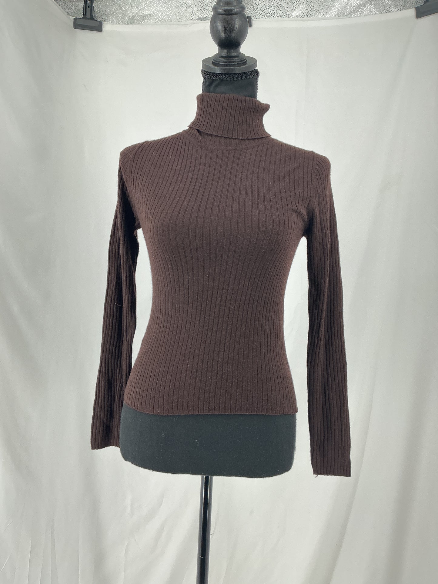 Dark Brown Fine Rib Knit Turtleneck Size S