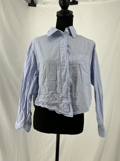 Cropped Light Blue Stripe Button Down Shirt Size S