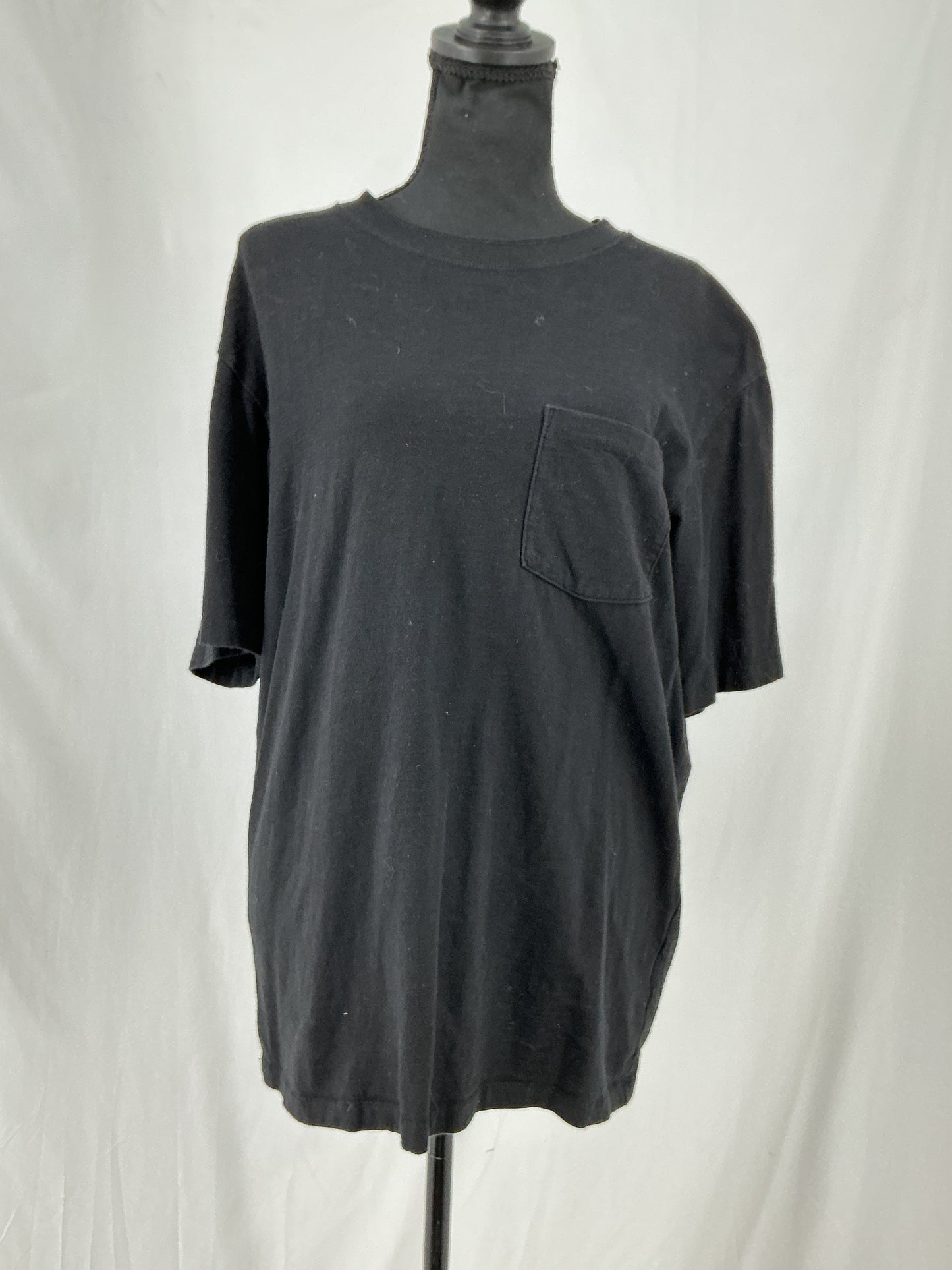 UNIQLO Black T-Shirt With Pocket Size M