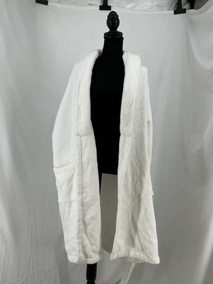 White Plush Bathrobe Size L/XL