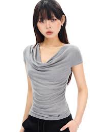 Crop Top Women Long Sleeves Solid Color Round Neck Basic Slim Fit Sexy Top Fashion and Fit Slim Sexy Girl Crop Top Size S