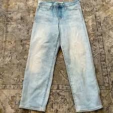 Athleta Women's Sculptek Straight Leg Ankle Jean Light Wash Distressed Size 30/32