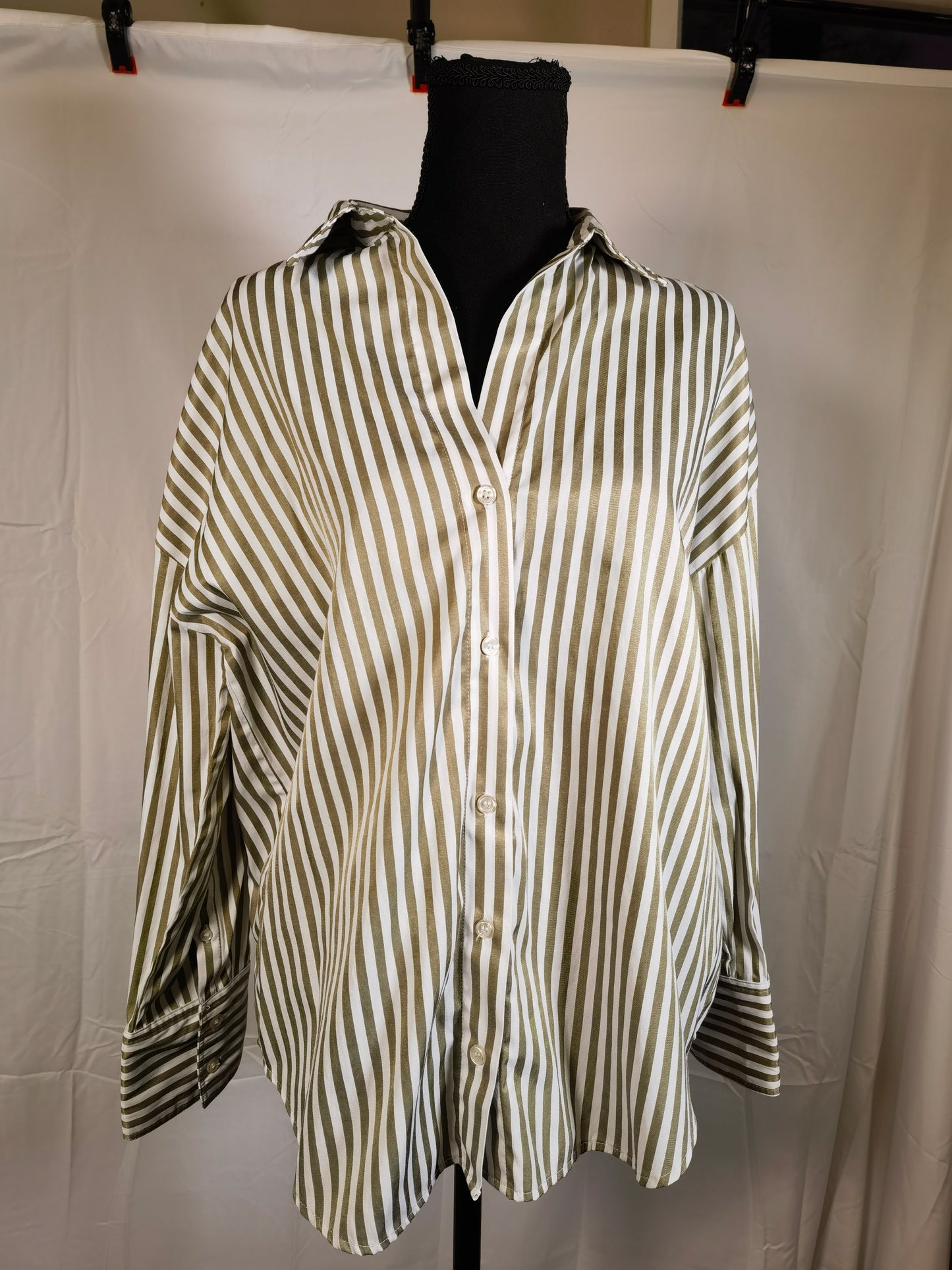 ZARA STRIPED SHIRT WITH METALLIC THREAD Size S